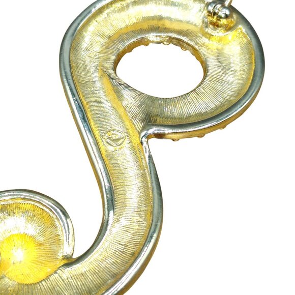Vintage Swarovski Pave Swirl Brooch, Clear Crystals Pin with Gold Plate Setting - Picture 6 of 6